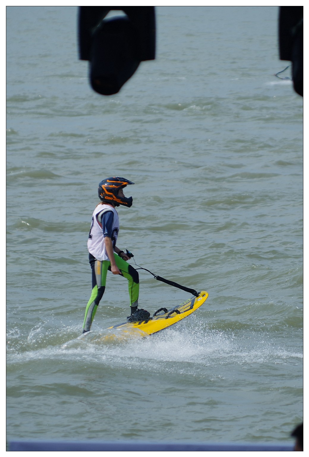 江苏省宜兴市10月份组织的电动冲浪板大赛 宾得K12拍摄