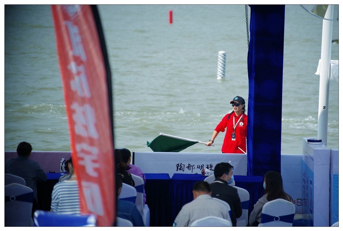 江苏省宜兴市10月份组织的电动冲浪板大赛 宾得K12拍摄