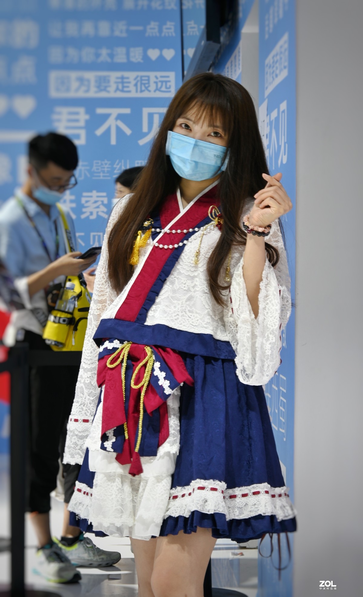 cj现场用尼康相机拍小姐姐 美哦