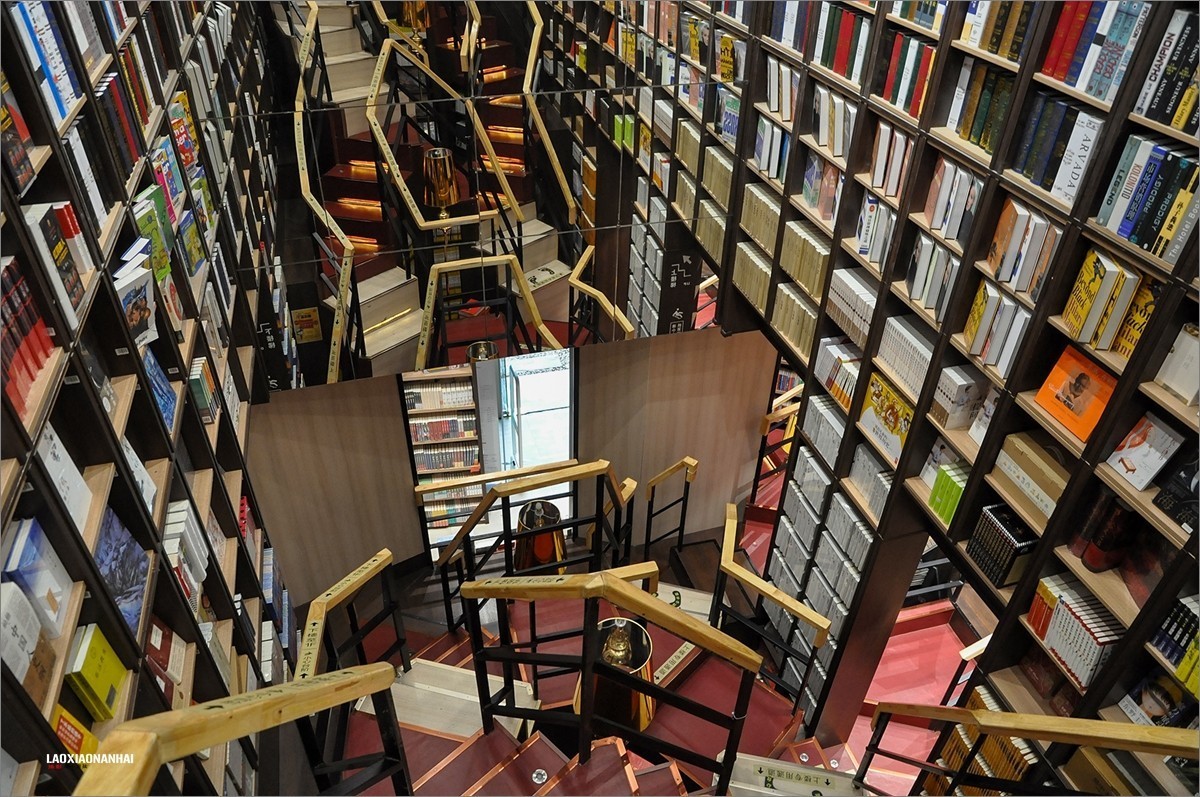 2020年第664贴-特色书店北京融科钟书阁3（1215F)