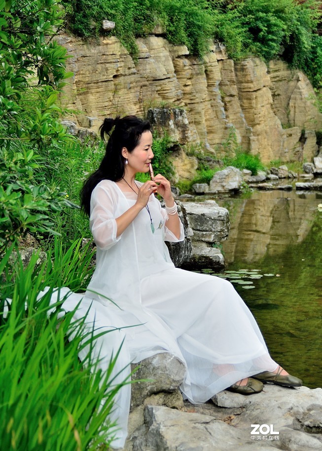 环境人像：小溪笛声......