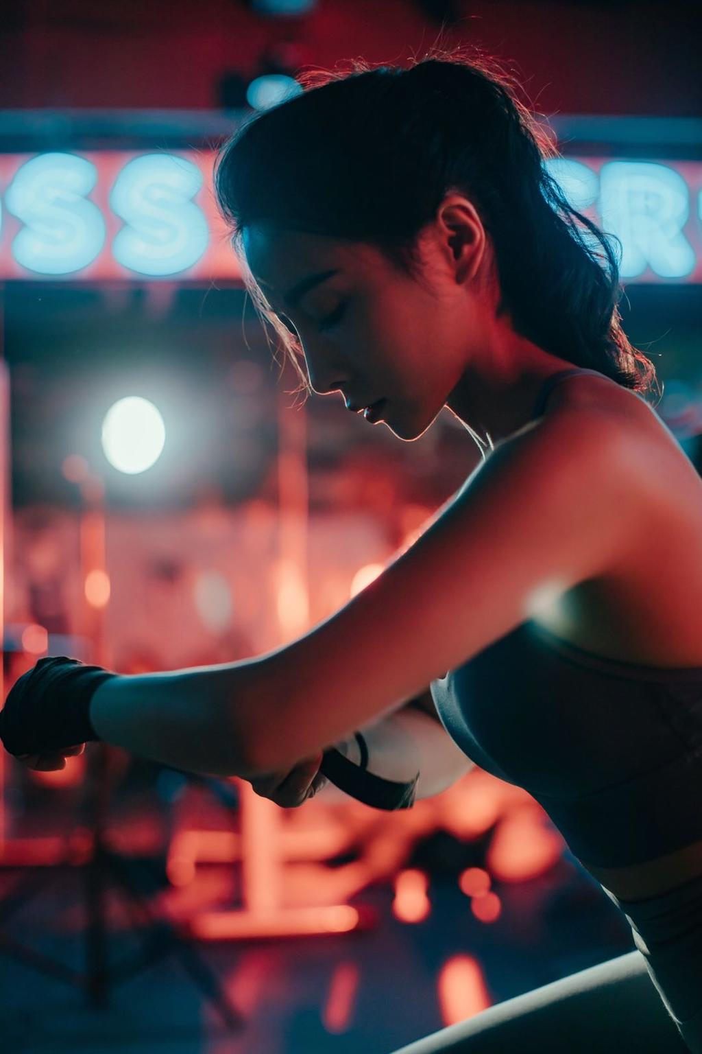 健身中的性感美女