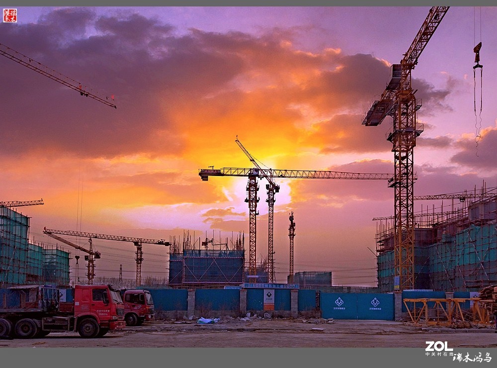 【手机随拍】繁忙的建筑工地