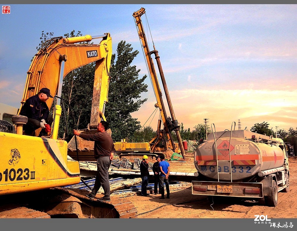 【手机随拍】繁忙的建筑工地