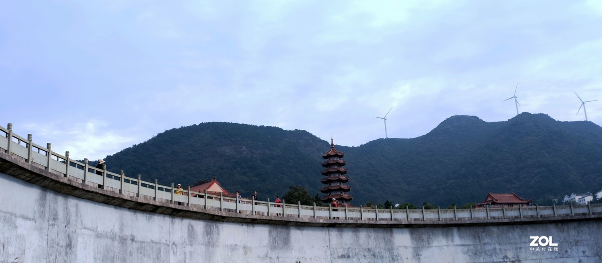 湖北九宮山雲中湖風光