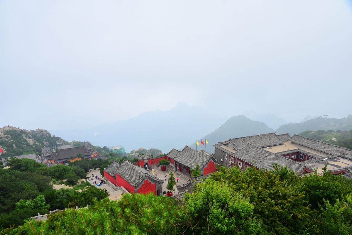 东岳泰山（D750+腾龙24-70一代+腾龙70-200二代）