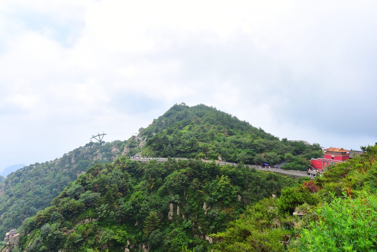 东岳泰山（D750+腾龙24-70一代+腾龙70-200二代）