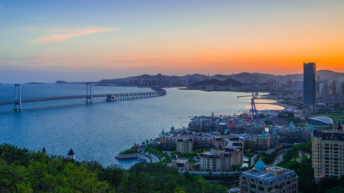 最美家乡大连------星海湾华灯初上