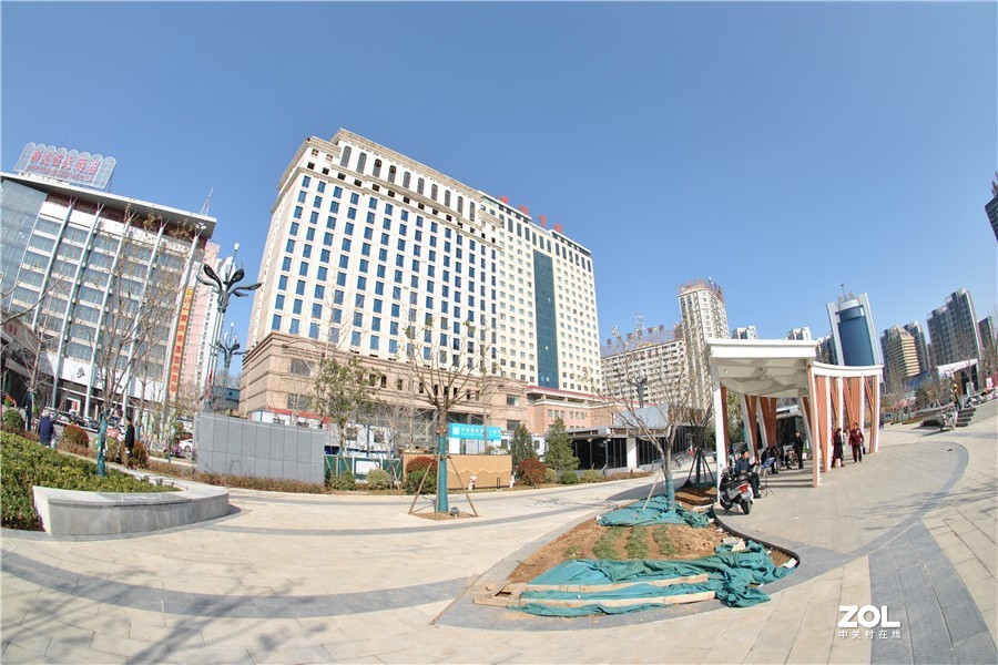 洛阳涧西区牡丹广场和步行街的印象