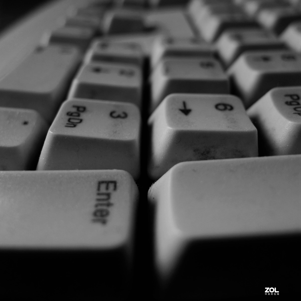 键盘真的有好多灰尘