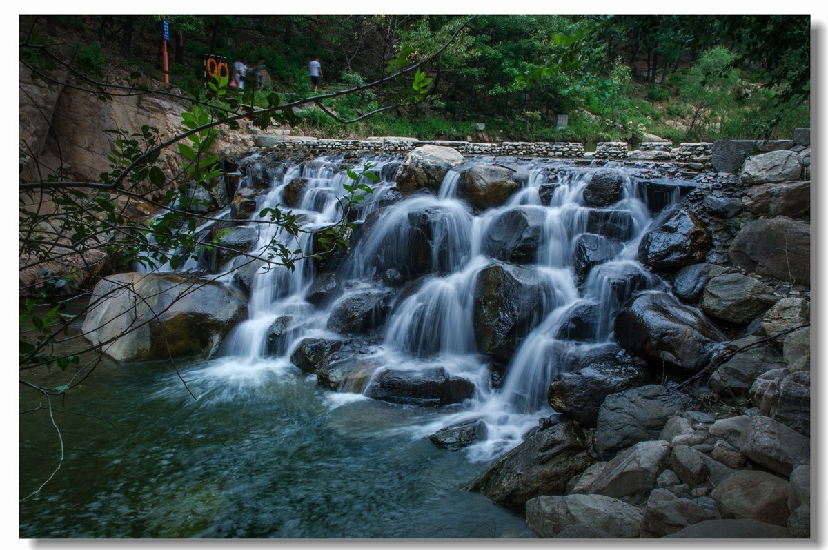 泰山彩石溪的水七