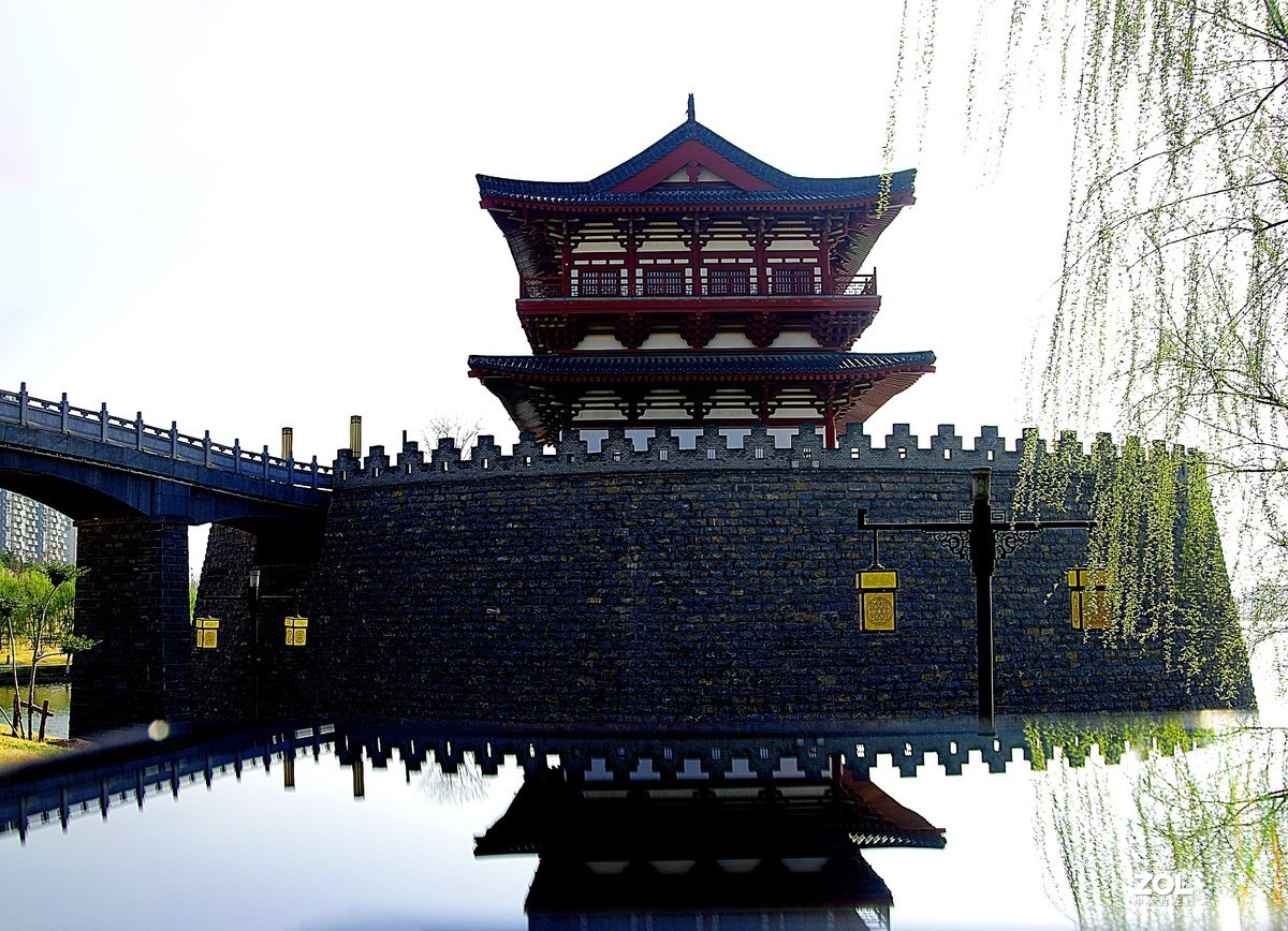 花红柳绿  春意盎然