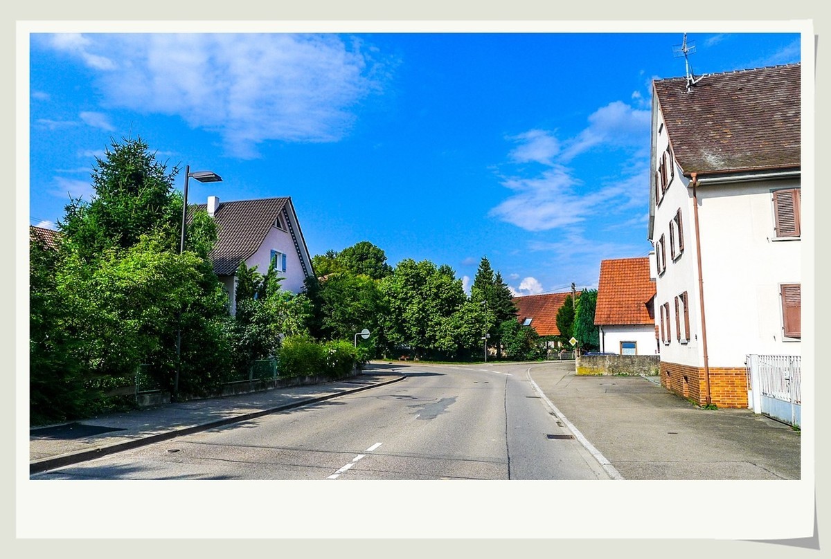 身在小镇--我的第二故乡,思念武汉--我的故乡!