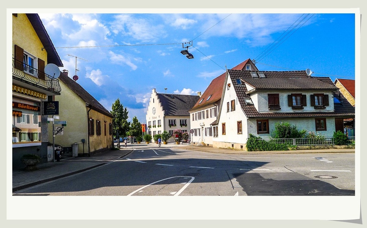 身在小镇--我的第二故乡,思念武汉--我的故乡!