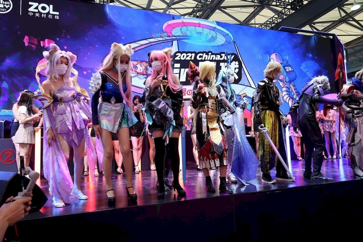 今年夏天年轻人扎堆的地方，非ChinaJoy莫属，作为当代青年，我自然不能放过这次机会，2021ChinaJoy展走起！