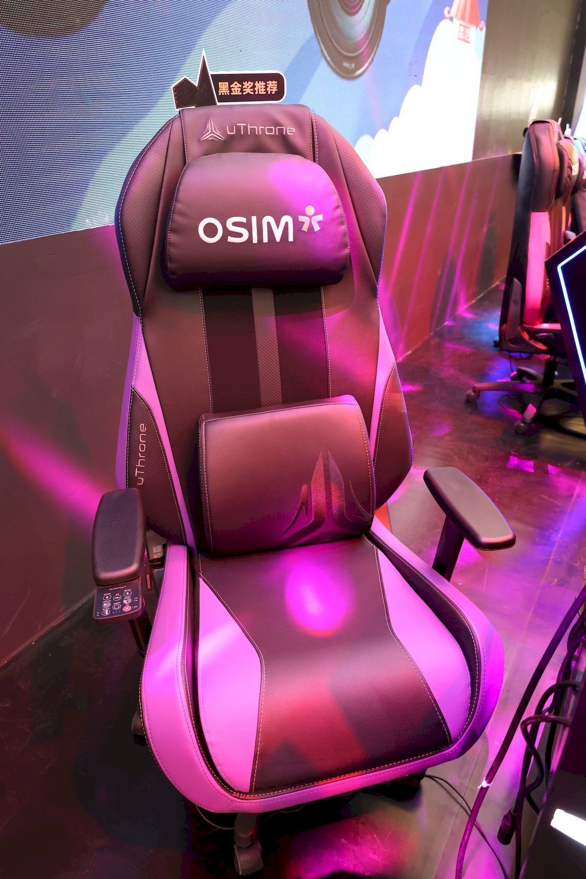 ChinaJoy好看的妹纸、好玩的游戏我来喽！跟着ZOL看展团逛CJ