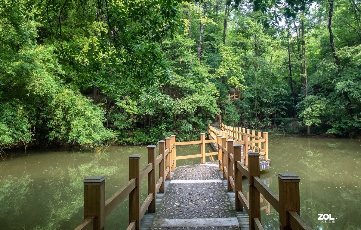 江南第一石窟通天岩