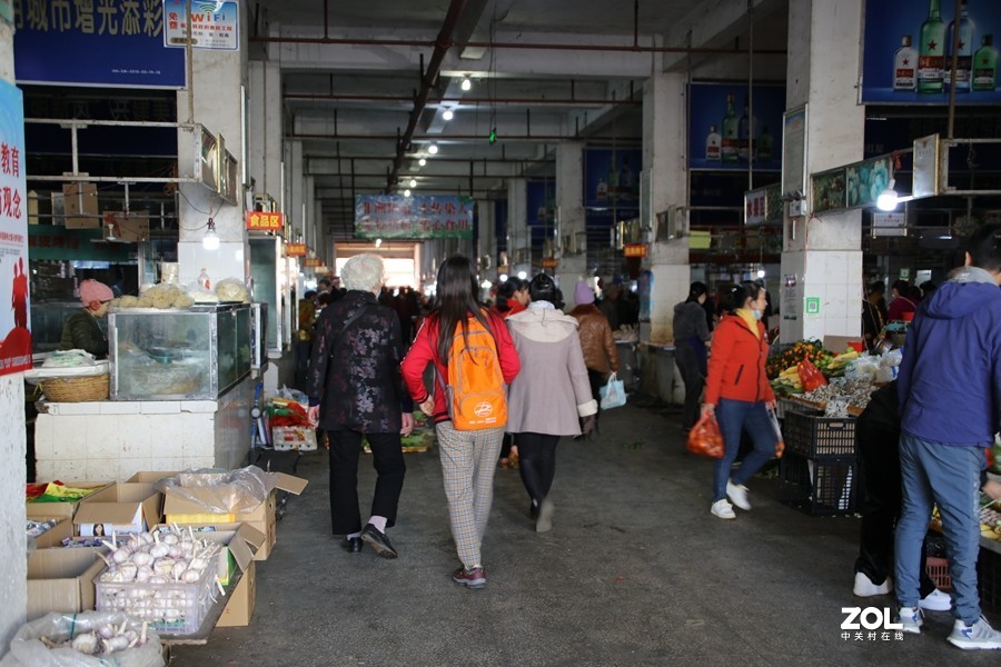 110【寿星老海南游摄日记】20.12.29海南兰島长湾居住，要买些东西要到二十里外的临髙