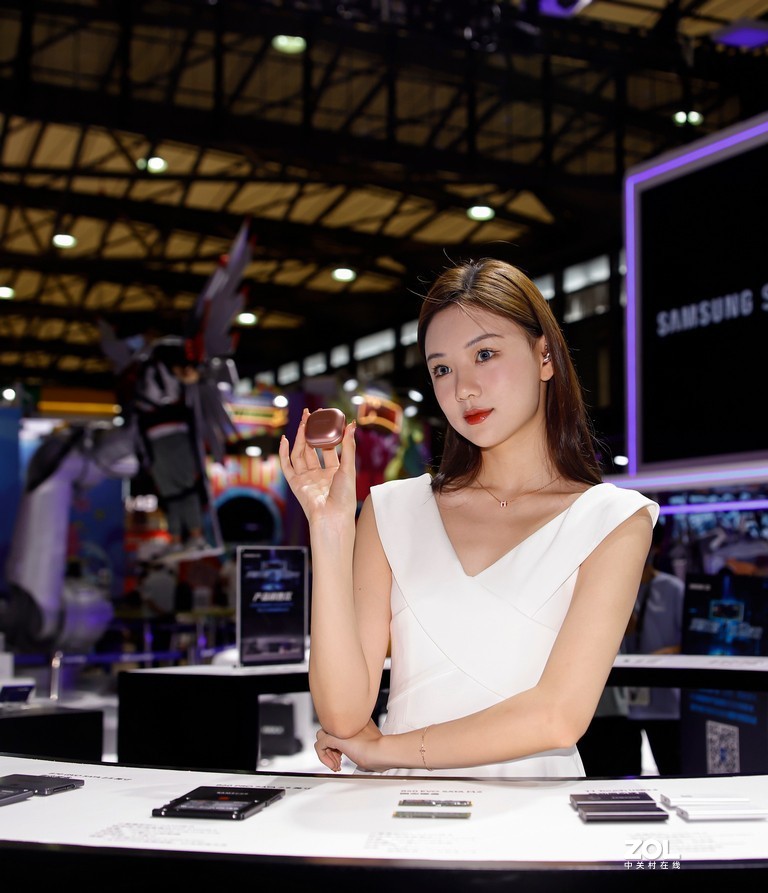 #2021ChinaJoy#+蓝牙耳机，