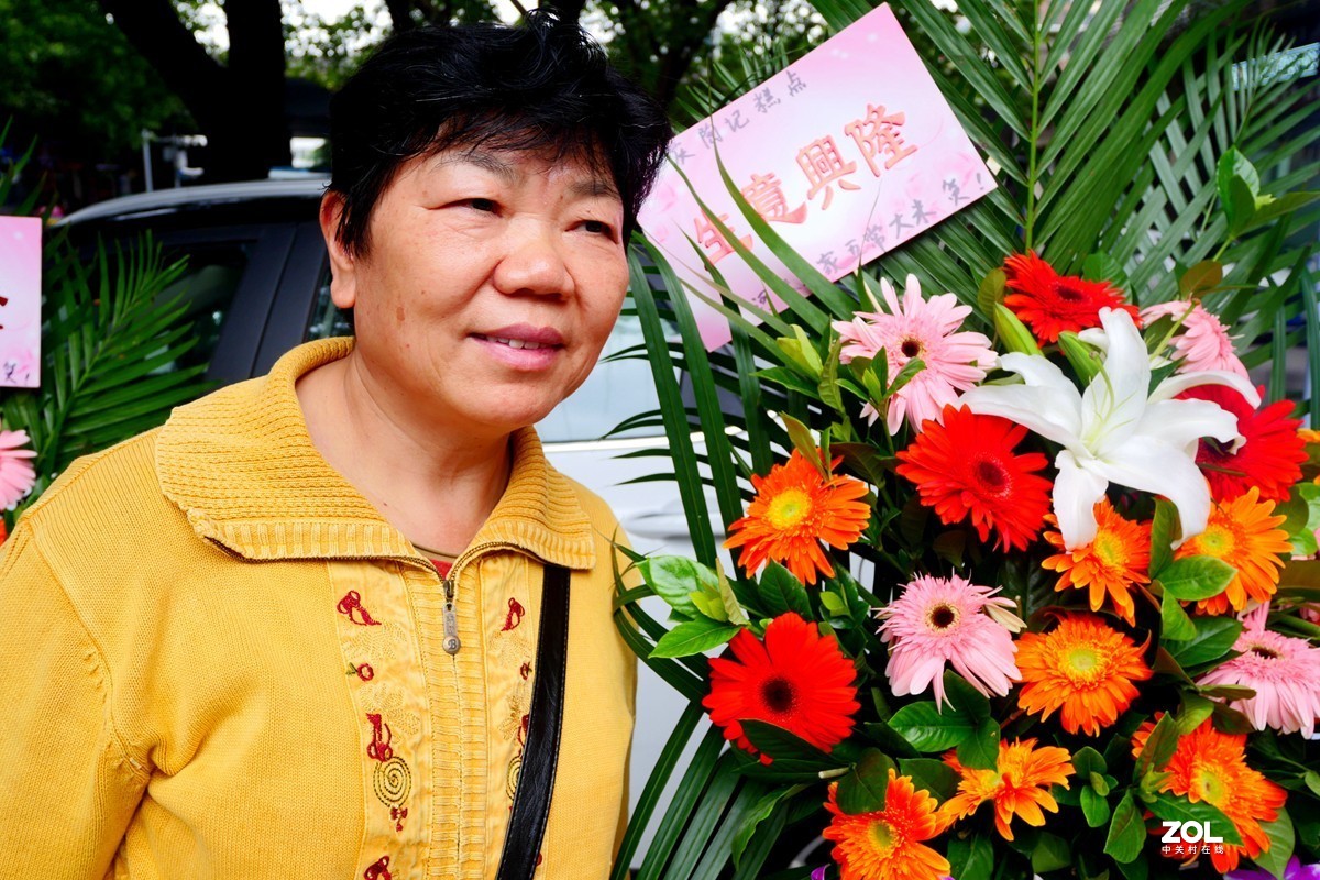 G100K套机 便携随拍  色彩浓郁