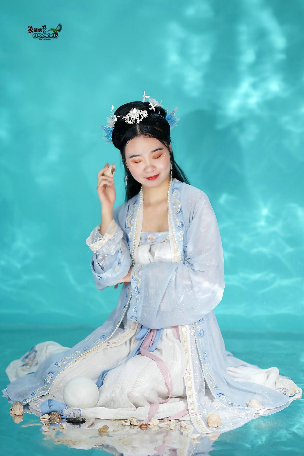 【蓝色的梦】--诗晴