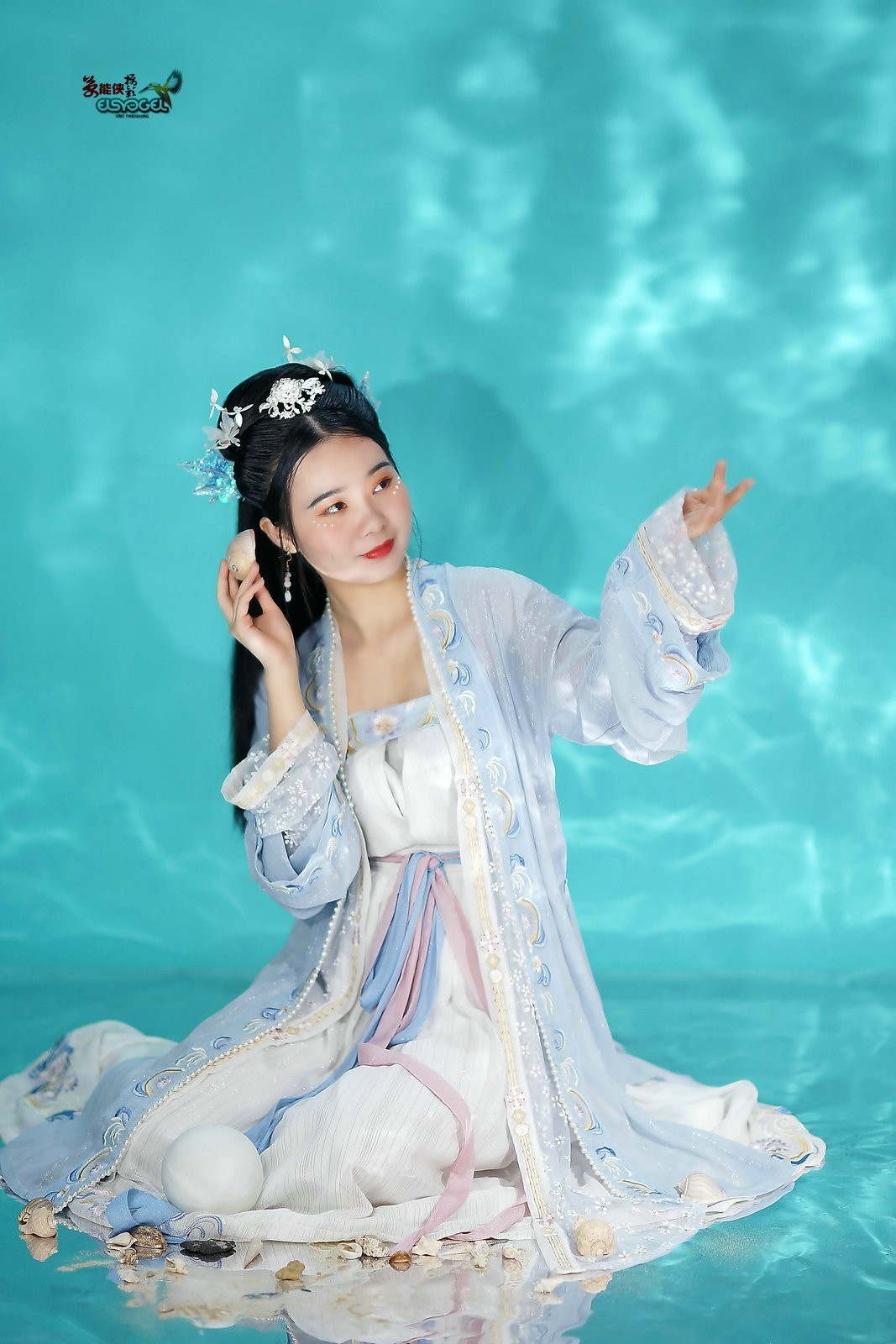 【蓝色的梦】--诗晴