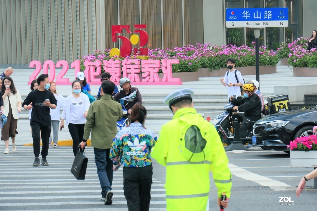 【2021花漾徐家汇】——摄于上海徐家汇