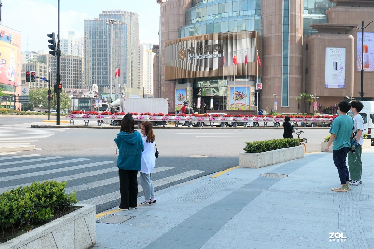 【2021花漾徐家汇】——摄于上海徐家汇