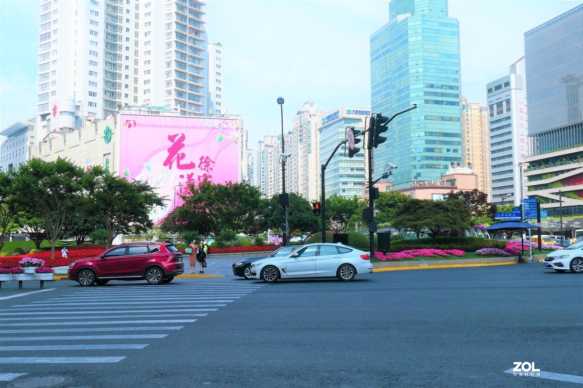 【2021花漾徐家汇】——摄于上海徐家汇