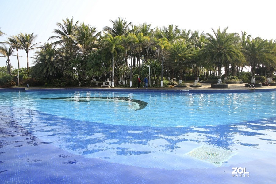 154【寿星老海南游摄日记】21.01.13海南长島兰湾小区游泳池全景图！“