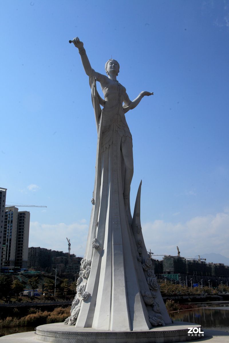 西昌月亮湖公园六