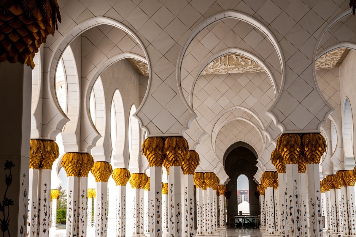 “谢赫扎耶德大清真寺”（阿布扎比）