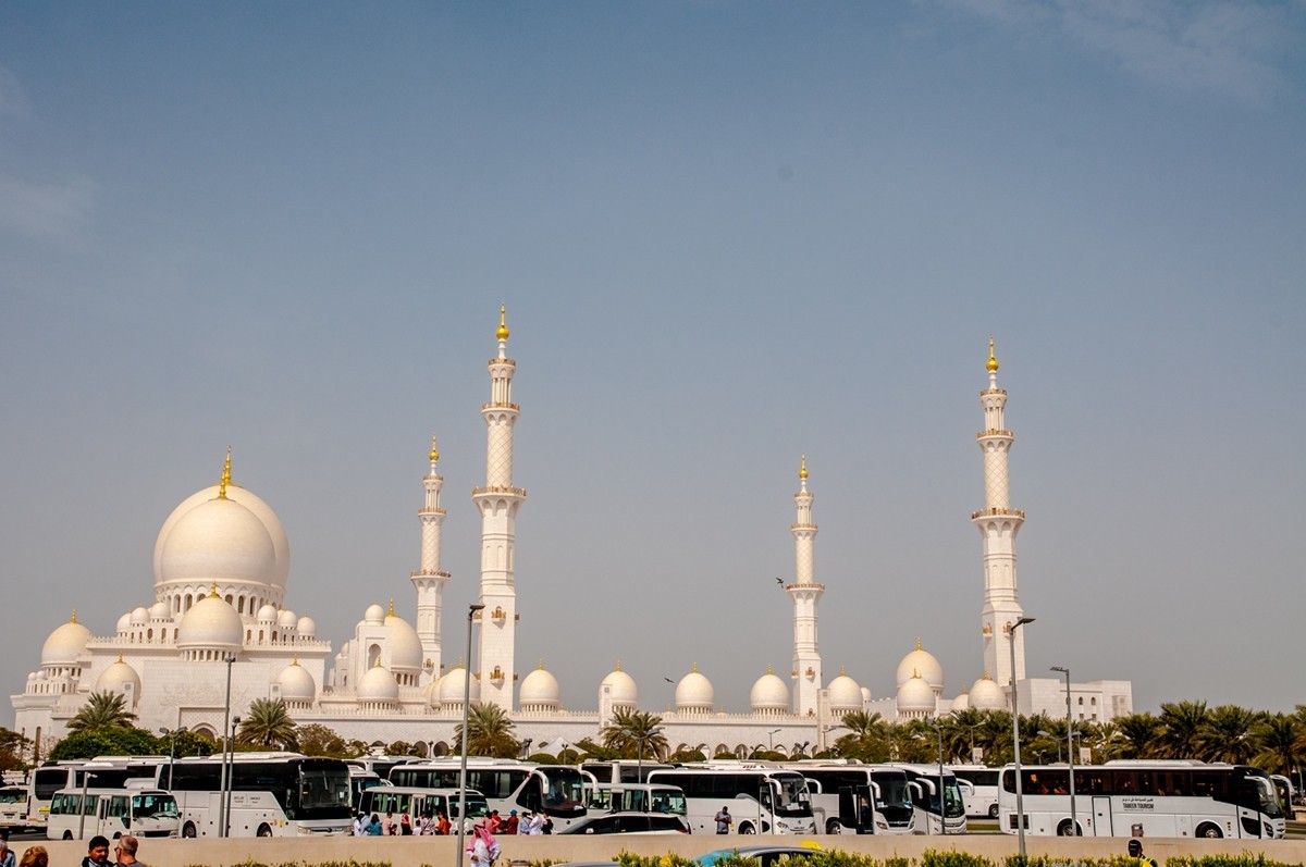 “谢赫扎耶德大清真寺”（阿布扎比）