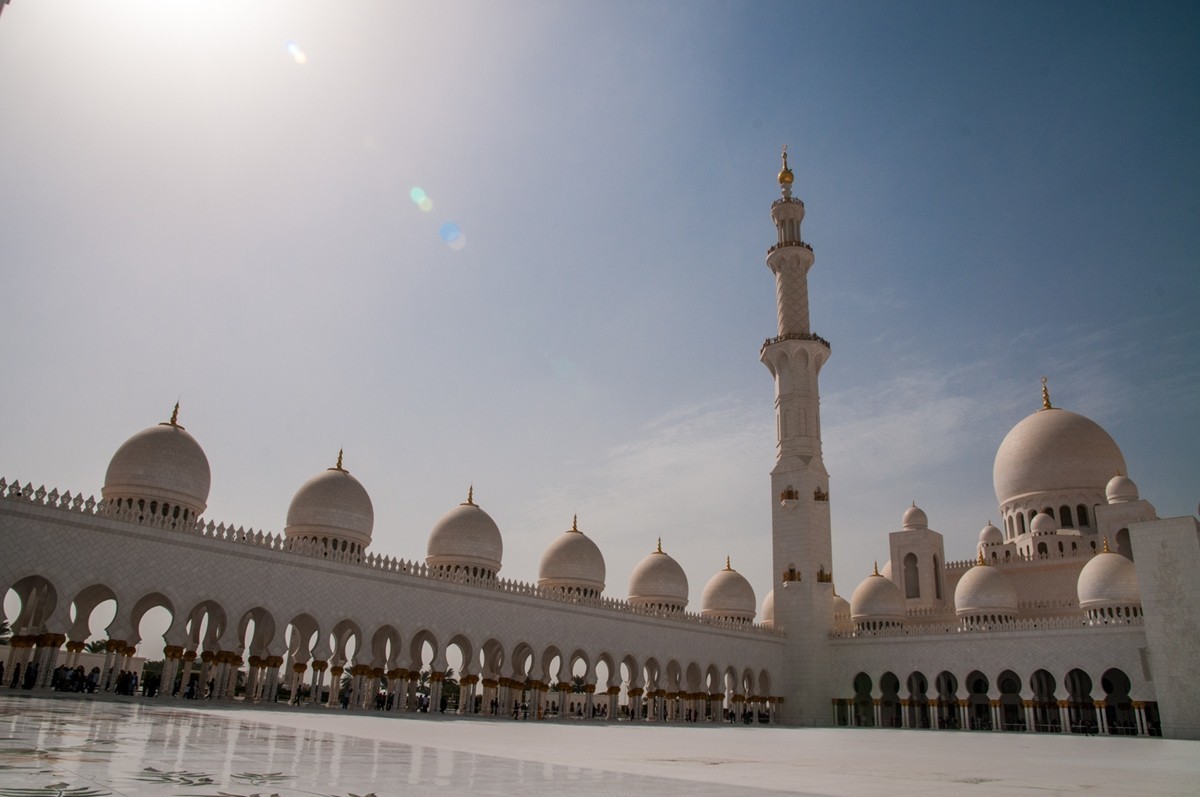 “谢赫扎耶德大清真寺”（阿布扎比）