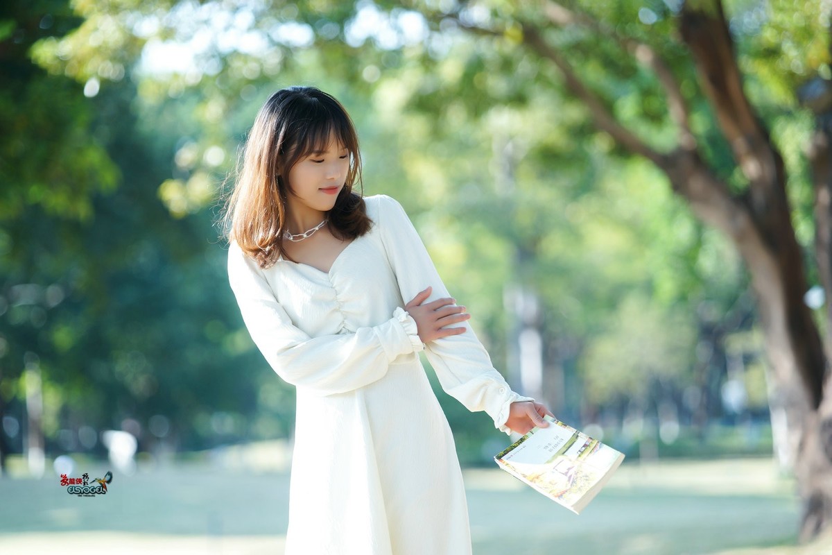 【午后少女】---曼芝