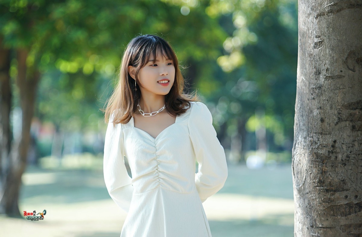 【午后少女】---曼芝