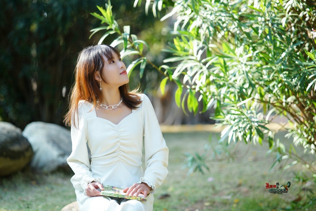 【午后少女】---曼芝