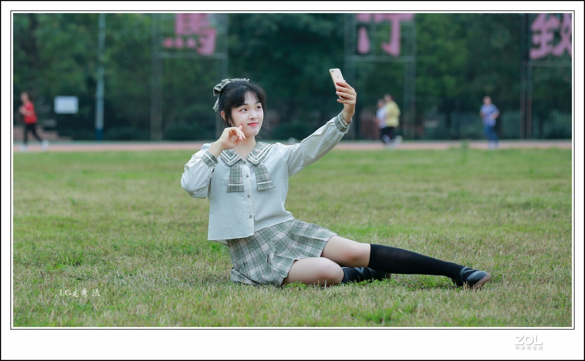 70 200 三代 小白伞 拍校园风小姐姐