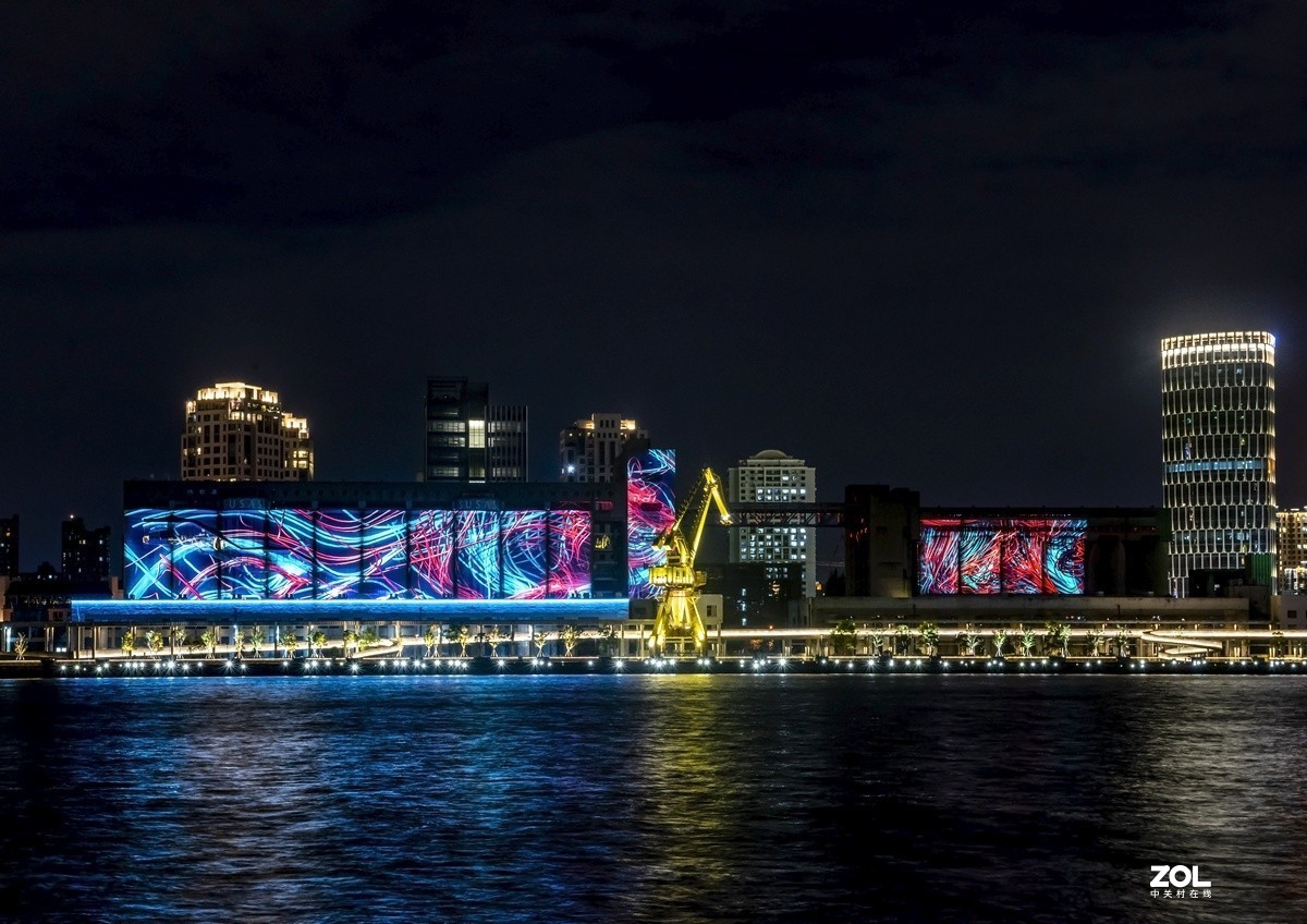 国庆中秋杨浦滨江大道电光秀