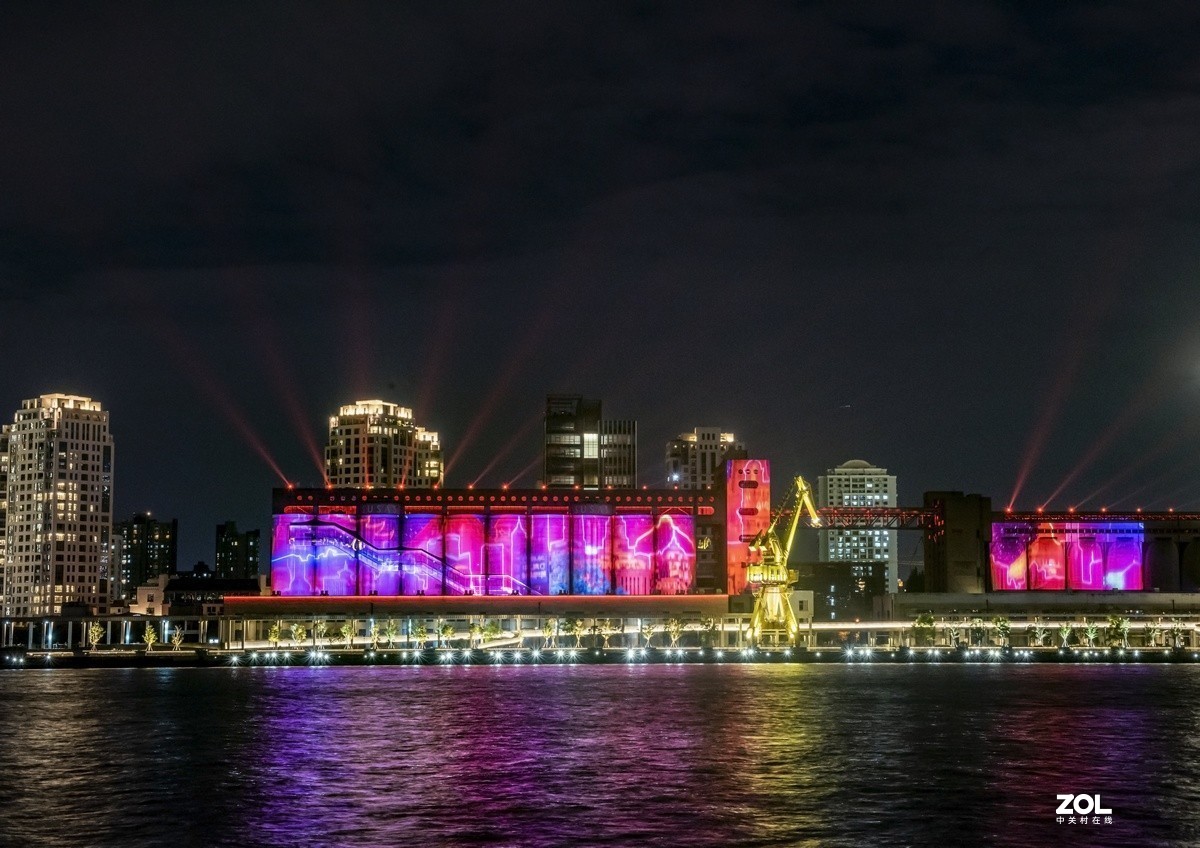 国庆中秋杨浦滨江大道电光秀