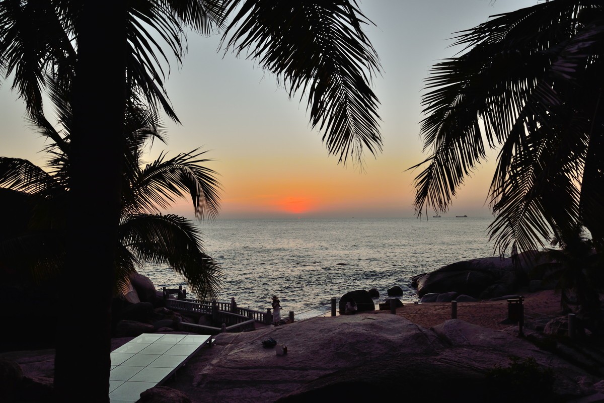 海南三亚大小洞天景区