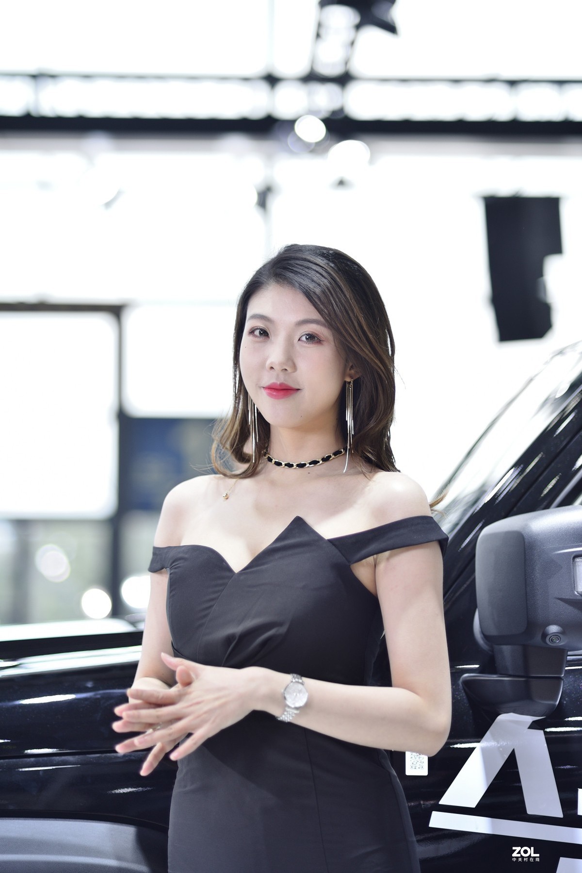 85定的唯美 —— 一组车展人像