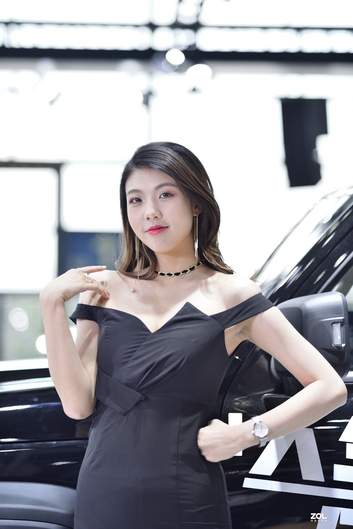 85定的唯美 —— 一组车展人像