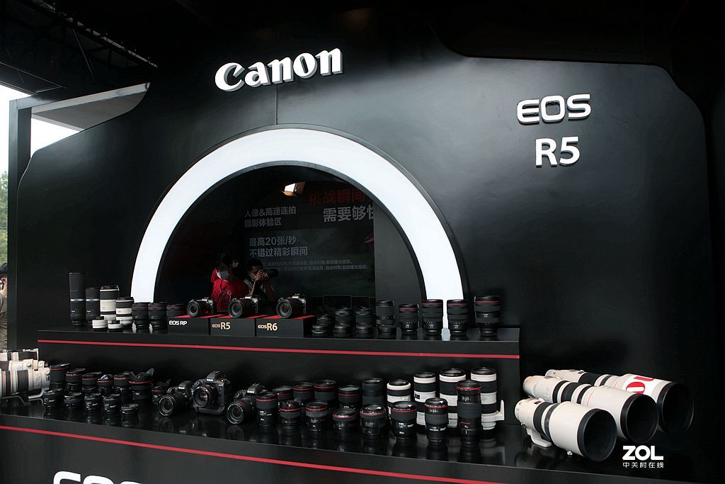 佳能全画幅微单eosR5体验会现场
