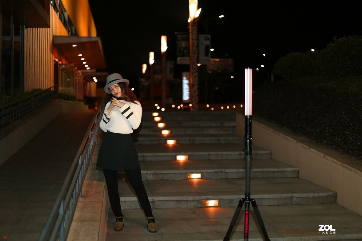 人象拍摄(5)镜头:(佳能EF50.F1.8stm铁痰盂)