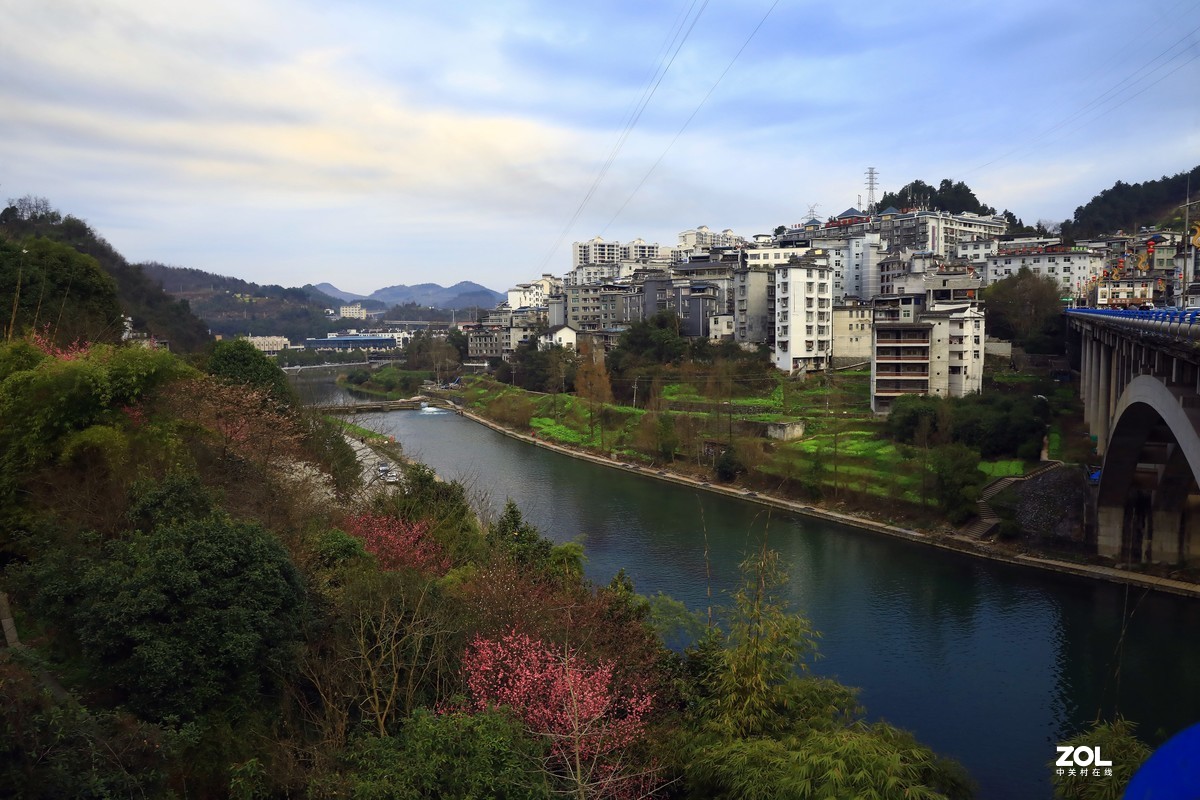 凤凰古镇--清晨版，因赶路，没去彩虹桥一带了