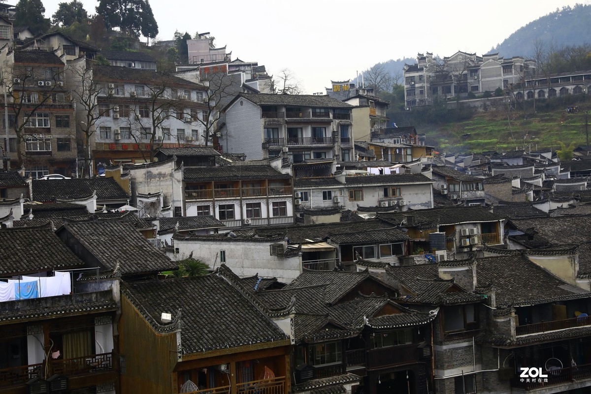 凤凰古镇--清晨版，因赶路，没去彩虹桥一带了