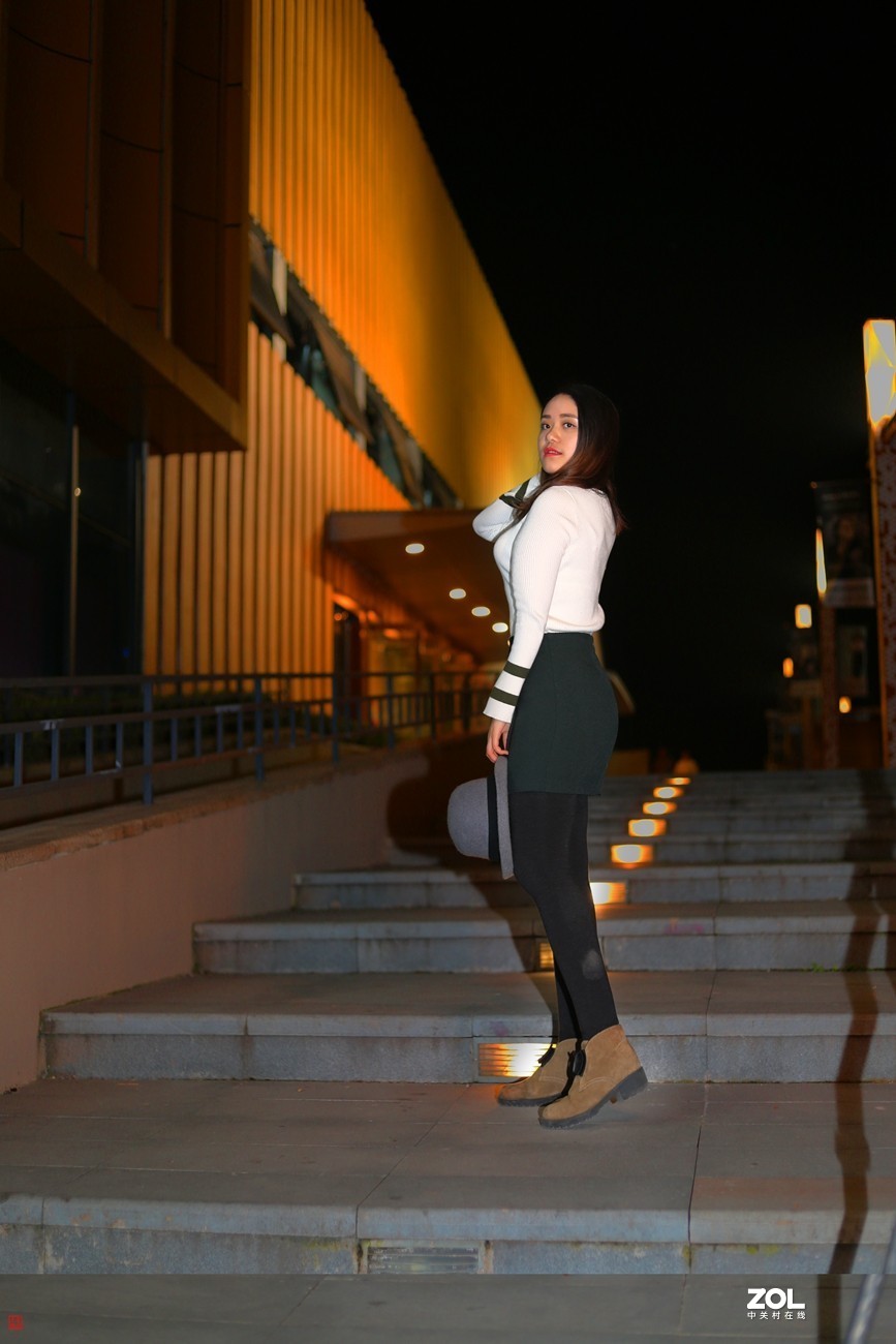 人象拍摄(5)镜头:(佳能EF50.F1.8stm铁痰盂)