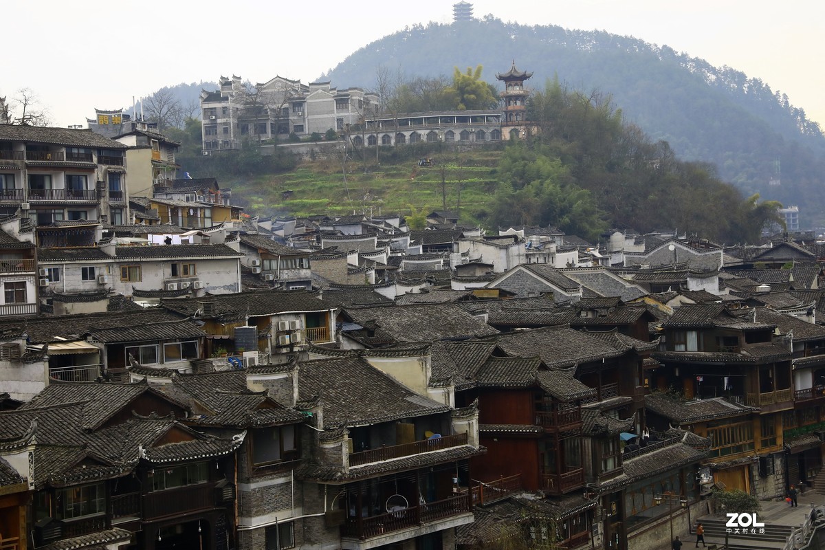 凤凰古镇--清晨版，因赶路，没去彩虹桥一带了