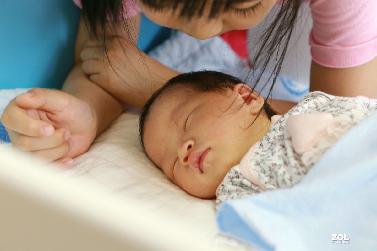 宁宁和她的妹妹--小鹿